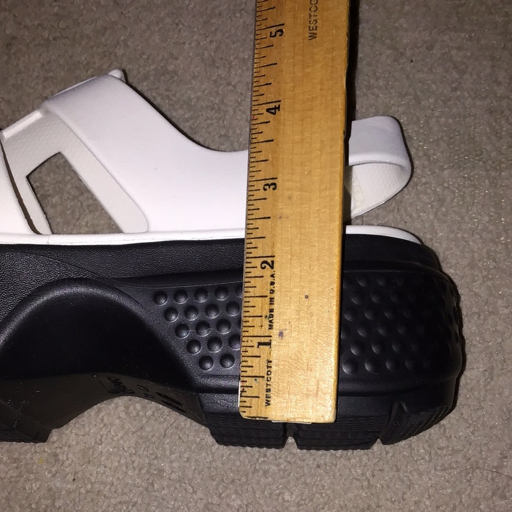 Crocs White Strappy Platform Sandals with Black Sole - Picture 6 of 6